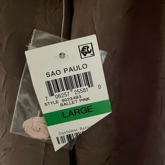 Cold shoulder, long sleeved top - Picture 7 of 7